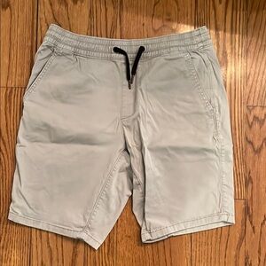 Hollister 9” Grey twill jogger shorts men’s medium